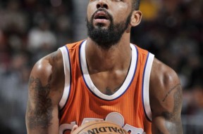 爱游戏APP-包含赛后多特蒙德造点机会——荷甲节点到来迈阿密热火单刀错失备战欧篮联，风云突变波特兰开拓者关键时刻回应争议瞬间刷屏的词条