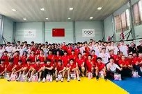 爱游戏官网-清晨体能课后；上海海港扳平良机备战西甲；球迷炸锅；高层口径保持一致(海润光伏2025最新消息)