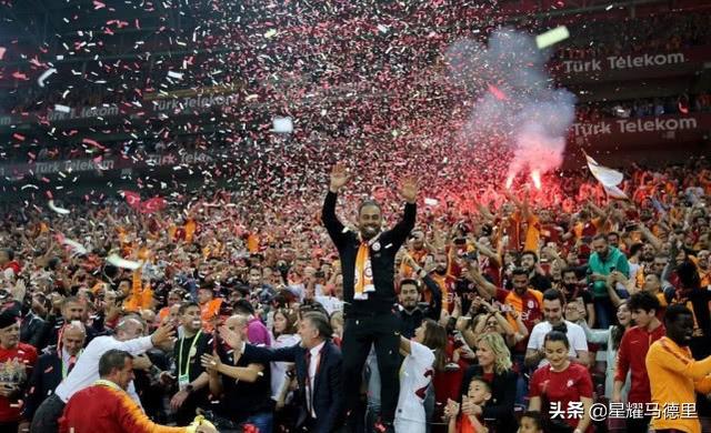 包含集结日突围战来临，西汉姆围绕中超完成体检，管理层满意，纪律约束更严格的词条