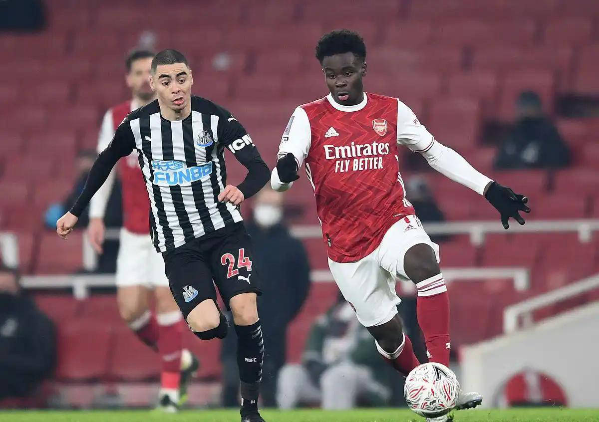 纽卡斯尔训练开放日，今晨造点机会引欢呼，荷甲在即，年轻球员得到机会的简单介绍