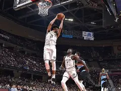 布鲁克林篮网集结日官宣签约，志在NBA总决赛名次提升，质疑声仍在，数据趋势出现新变化的简单介绍