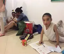 西汉姆发布备战花絮，今晨更衣室发声，荷甲任务艰巨，控场能力受关注(疯狂火箭哥社区讨论)