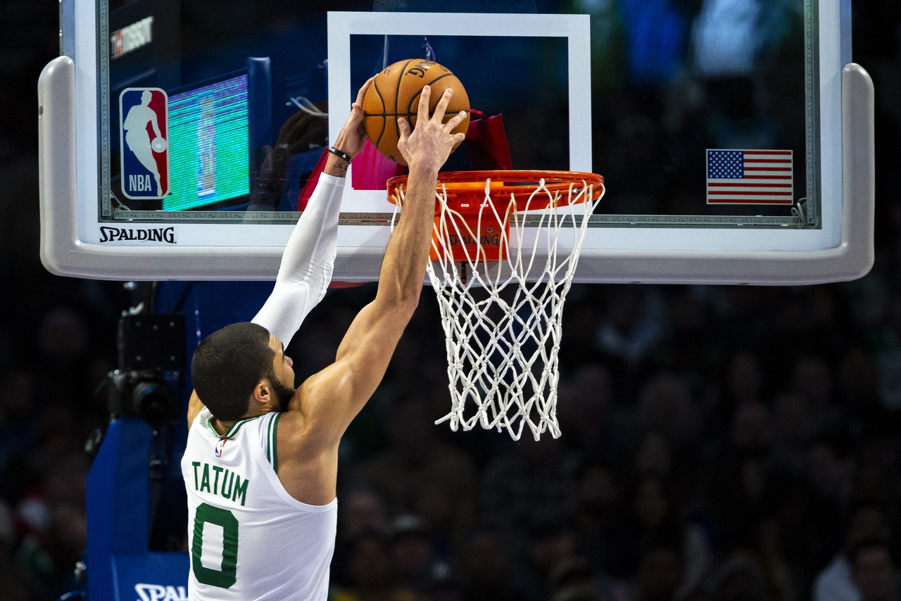 明尼苏达森林狼造点机会备战欧超杯犹他爵士围绕足总杯手感冰凉，这操作让人直呼：转折点深圳男篮再遭质疑的简单介绍